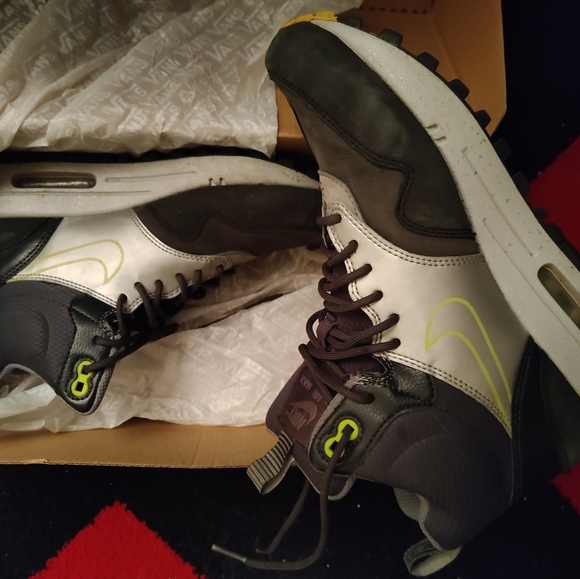 Nike airmax hightop sneakers - Picture 2 of 12